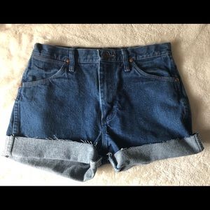 Cuffed Wrangler Shorts
